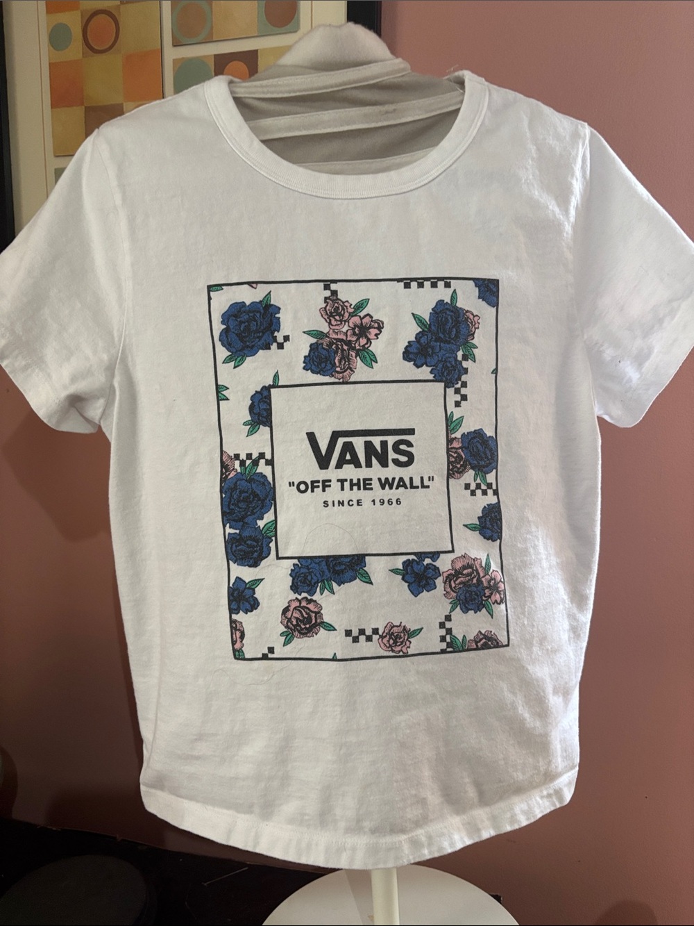 Vans White Short-Sleeve Tee with Blue & Pink Floral Print Size XL